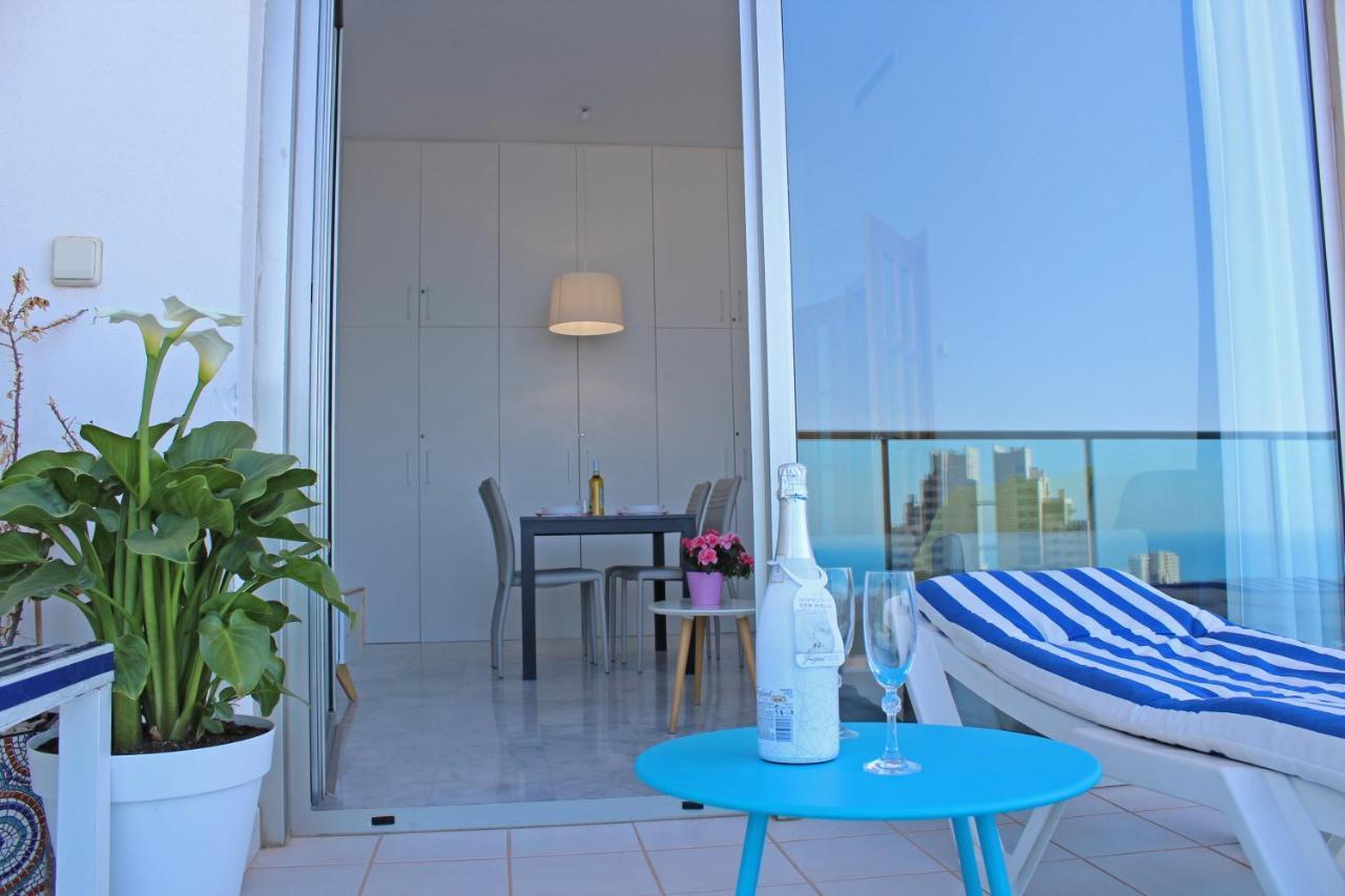 Skyline 20 Apartamento De Lujo Con Terraza Privada Y Vistas Al Mar Benidorm Dış mekan fotoğraf