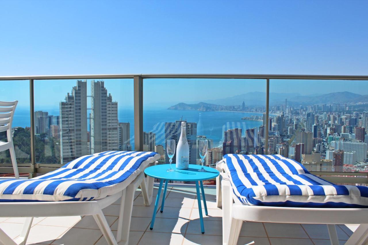 Skyline 20 Apartamento De Lujo Con Terraza Privada Y Vistas Al Mar Benidorm Dış mekan fotoğraf